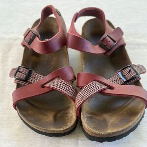 Birkenstocks Birks Crisscross Slingback Sandals 9